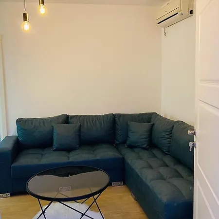 Rexh Apartment *